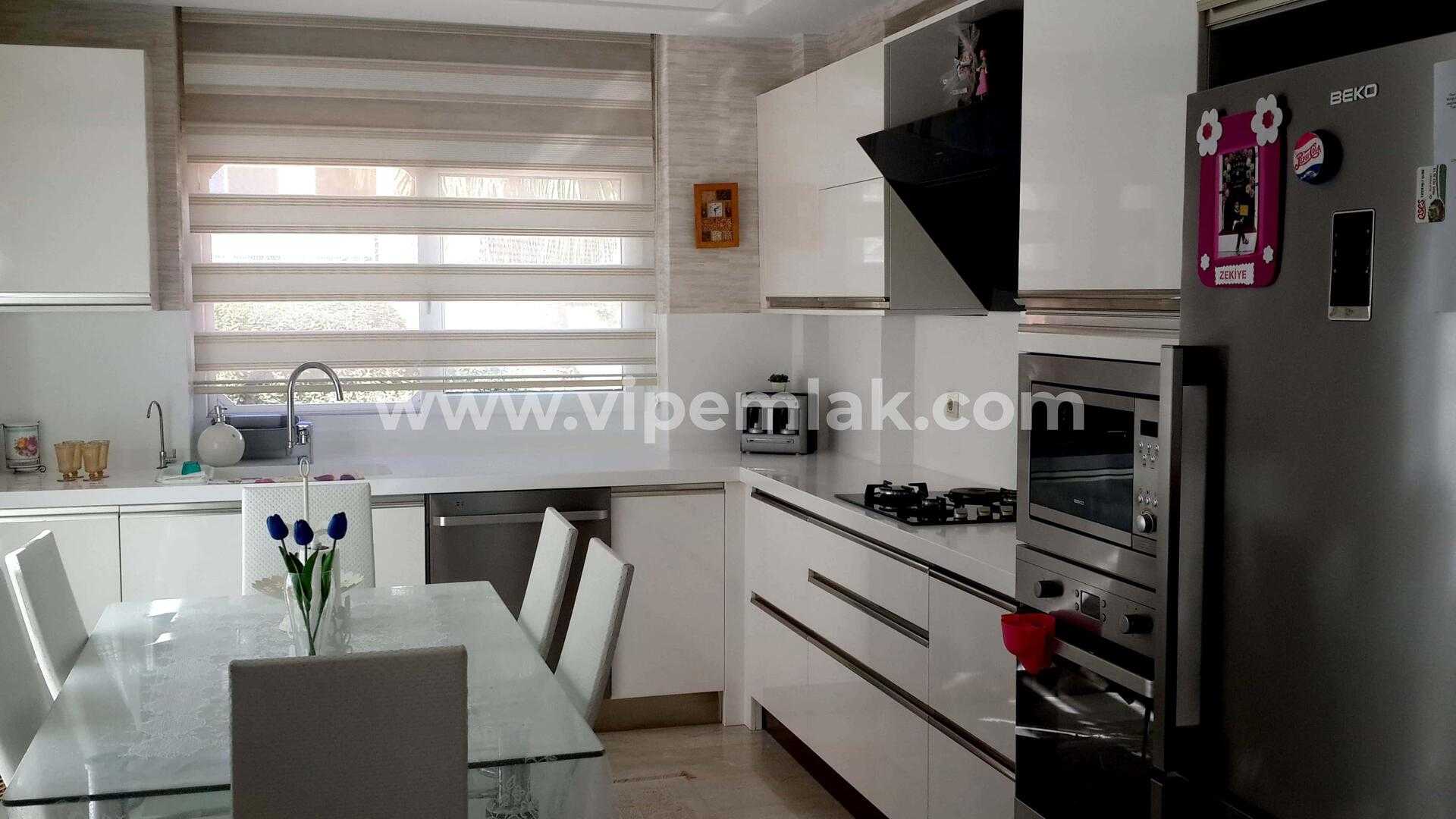 ERDEMLİ ALACAÖREN VİLLARINDA ULTRA LUX SATILIK TRİPLEX