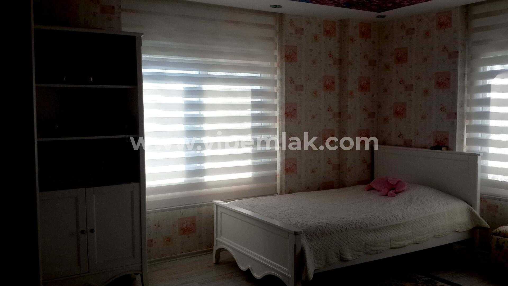 ERDEMLİ ALACAÖREN VİLLARINDA ULTRA LUX SATILIK TRİPLEX