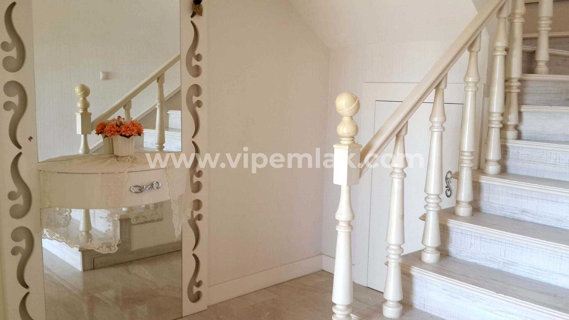 ERDEMLİ ALACAÖREN VİLLARINDA ULTRA LUX SATILIK TRİPLEX