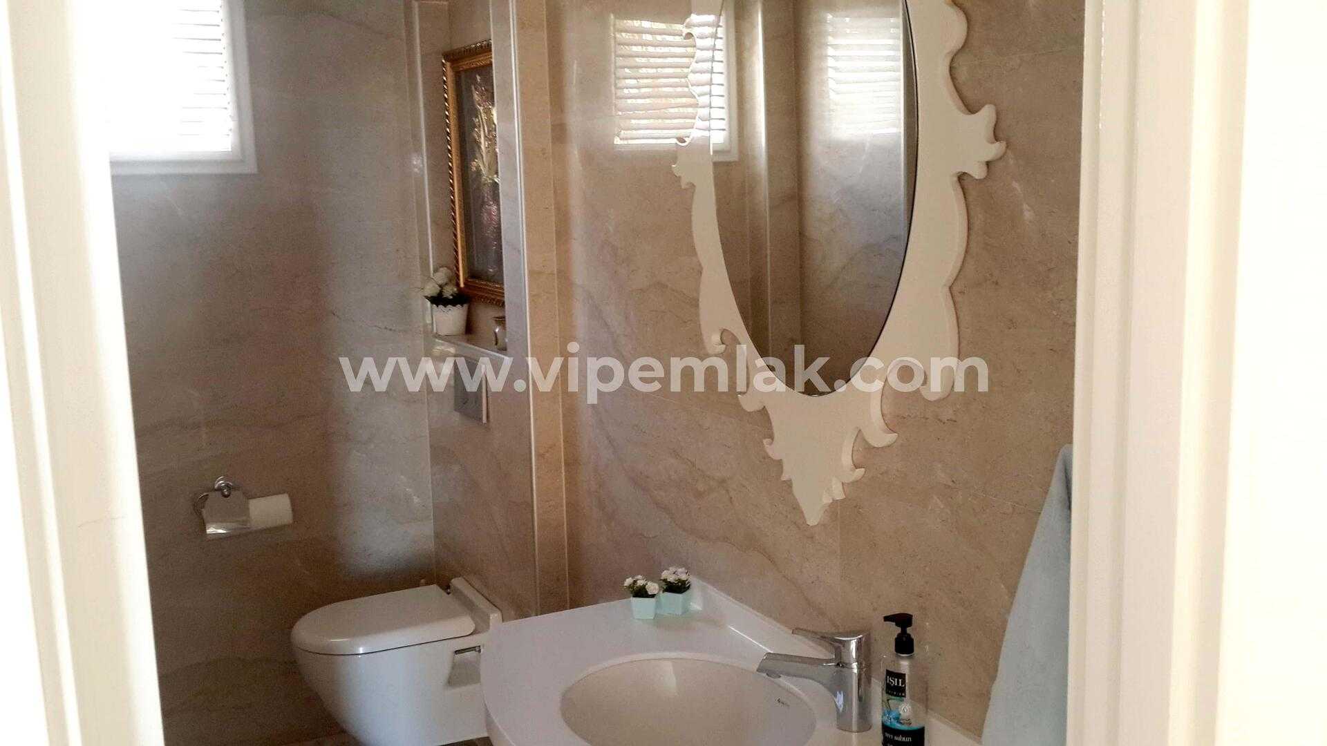 ERDEMLİ ALACAÖREN VİLLARINDA ULTRA LUX SATILIK TRİPLEX