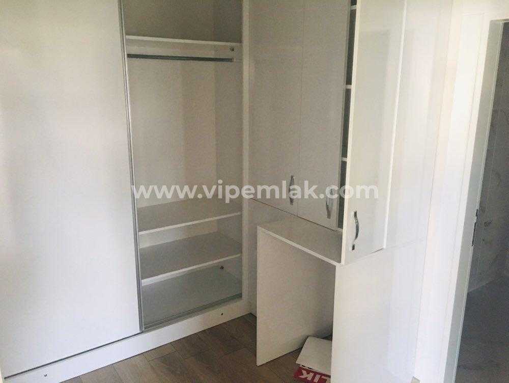 ERDEMLİ ALATAPLAZA’DA GENİŞ VE FERAH SATILIK DAİRE