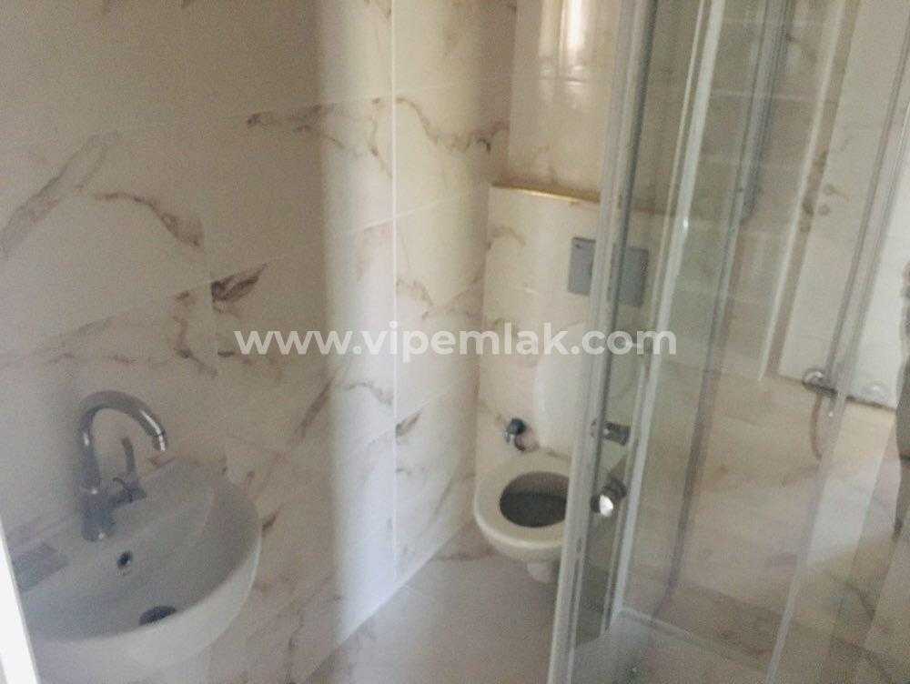 ERDEMLİ ALATAPLAZA’DA GENİŞ VE FERAH SATILIK DAİRE