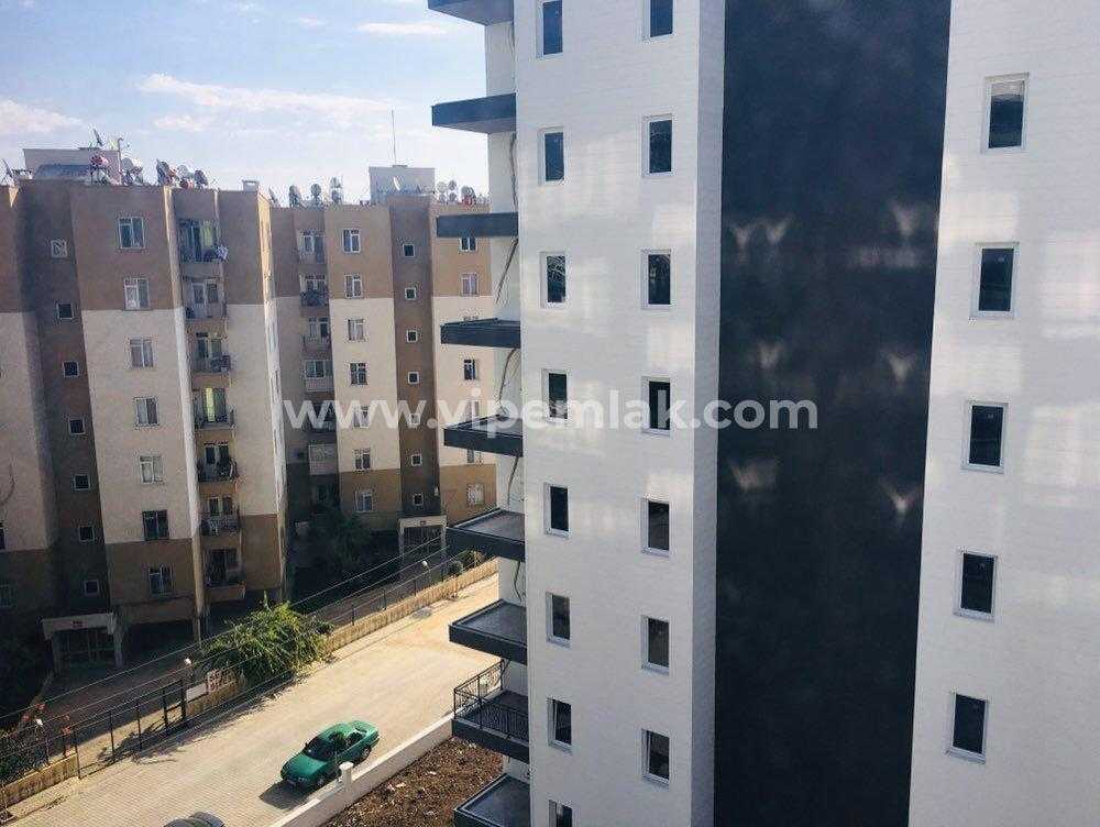 ERDEMLİ ALATAPLAZA’DA GENİŞ VE FERAH SATILIK DAİRE