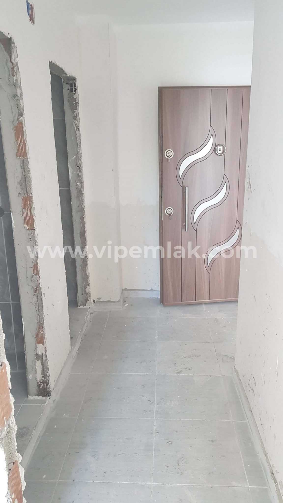 Erdemli sıfır binada satılık uygun fiyatlı 2+1 daire