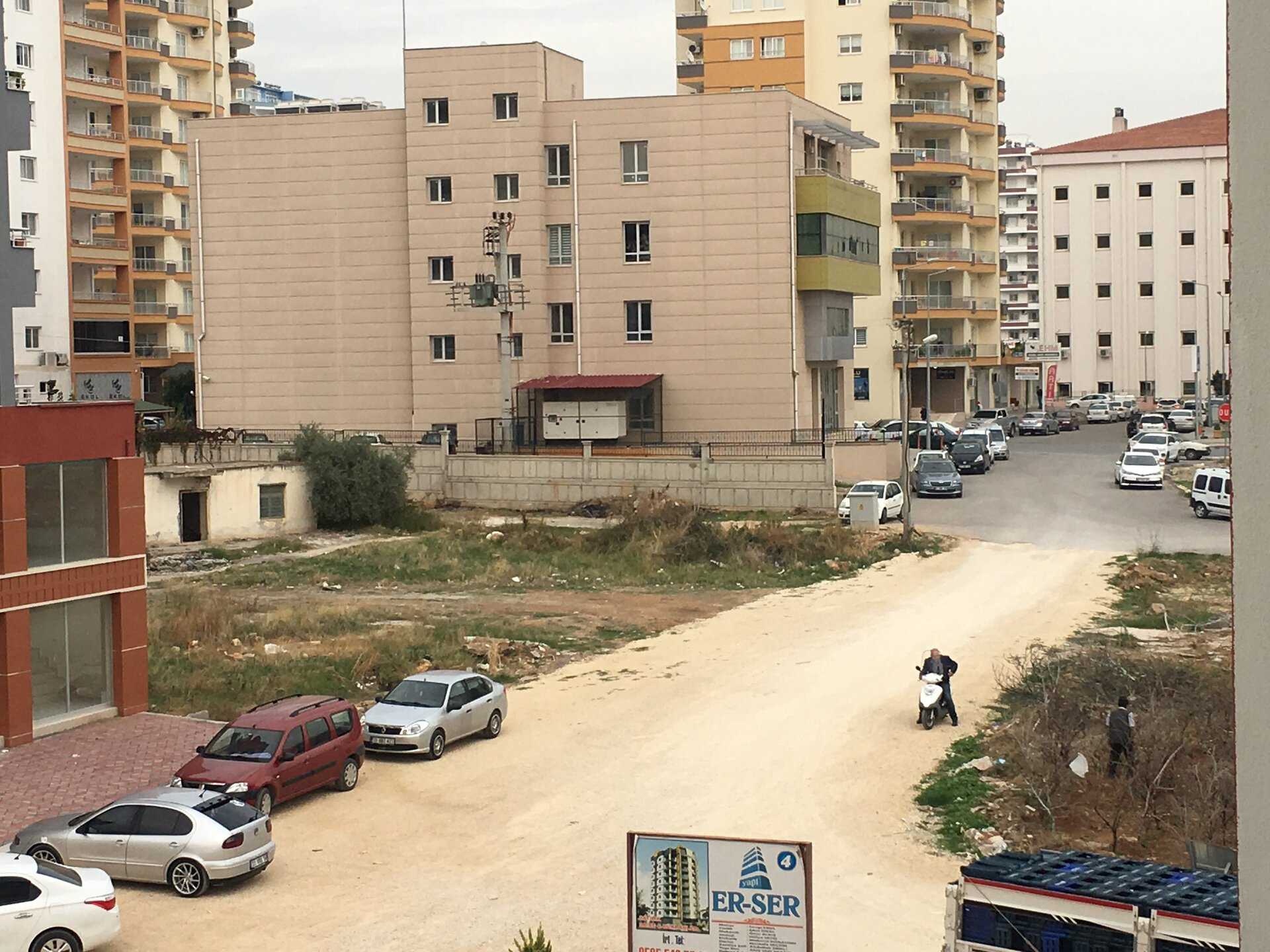 ERDEMLİ TAPU CADDESİNDE SATILIK UYGUN FİYATLI DAİRE