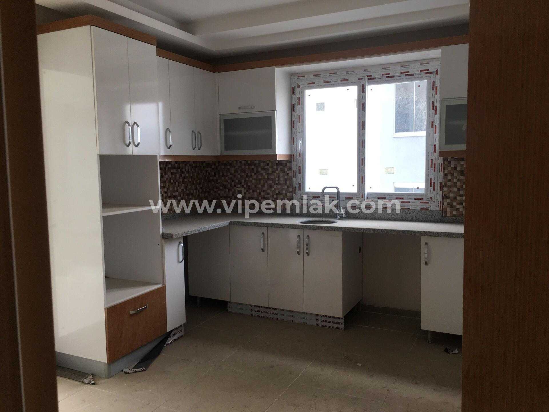 ERDEMLİ TAPU CADDESİNDE SATILIK UYGUN FİYATLI DAİRE