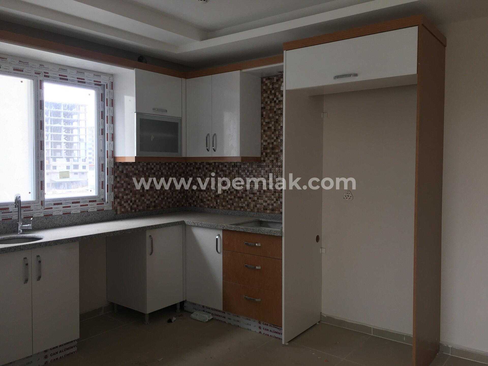 ERDEMLİ TAPU CADDESİNDE SATILIK UYGUN FİYATLI DAİRE