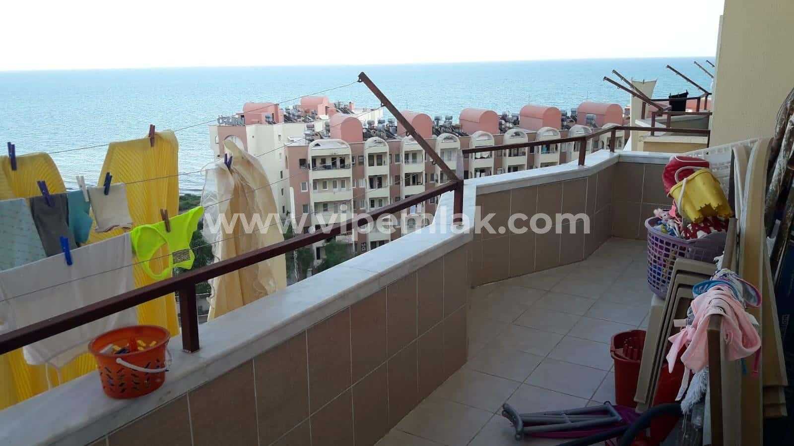 Flamingo 4 de satılık full eşyalı yazlık daire