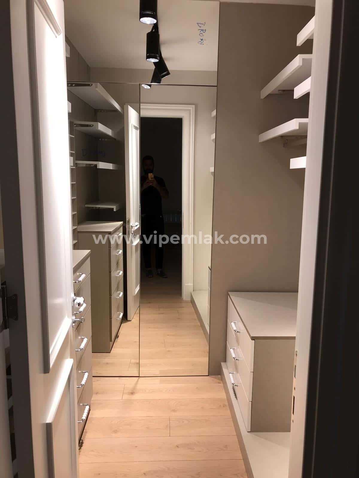 Tece de oturuma hazır havuzlu site içerisinde satılık yazlık daire 4+1