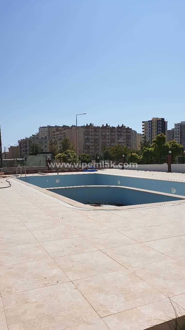 Satılık yazlık daire havuzlu site içerisinde yüksek kat