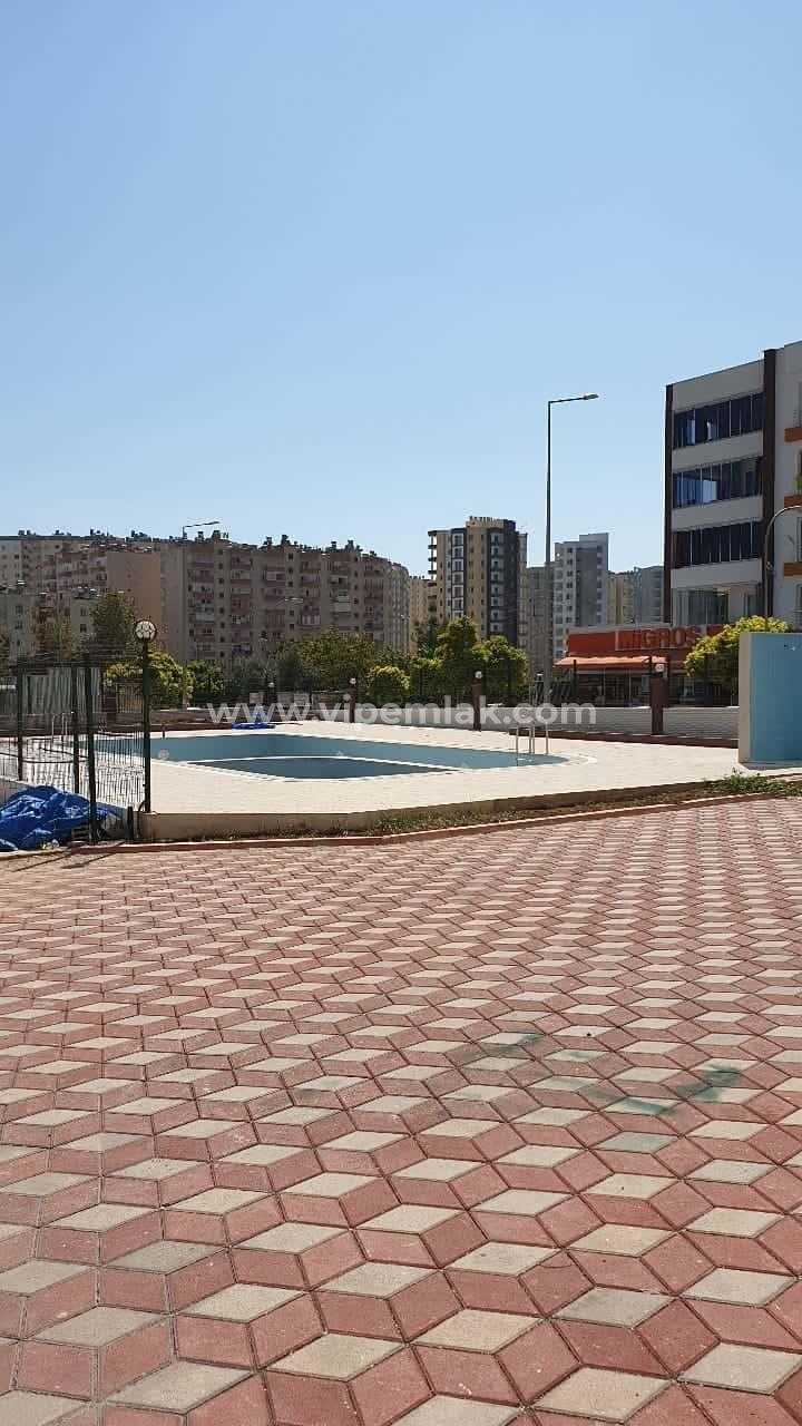 Satılık yazlık daire havuzlu site içerisinde yüksek kat