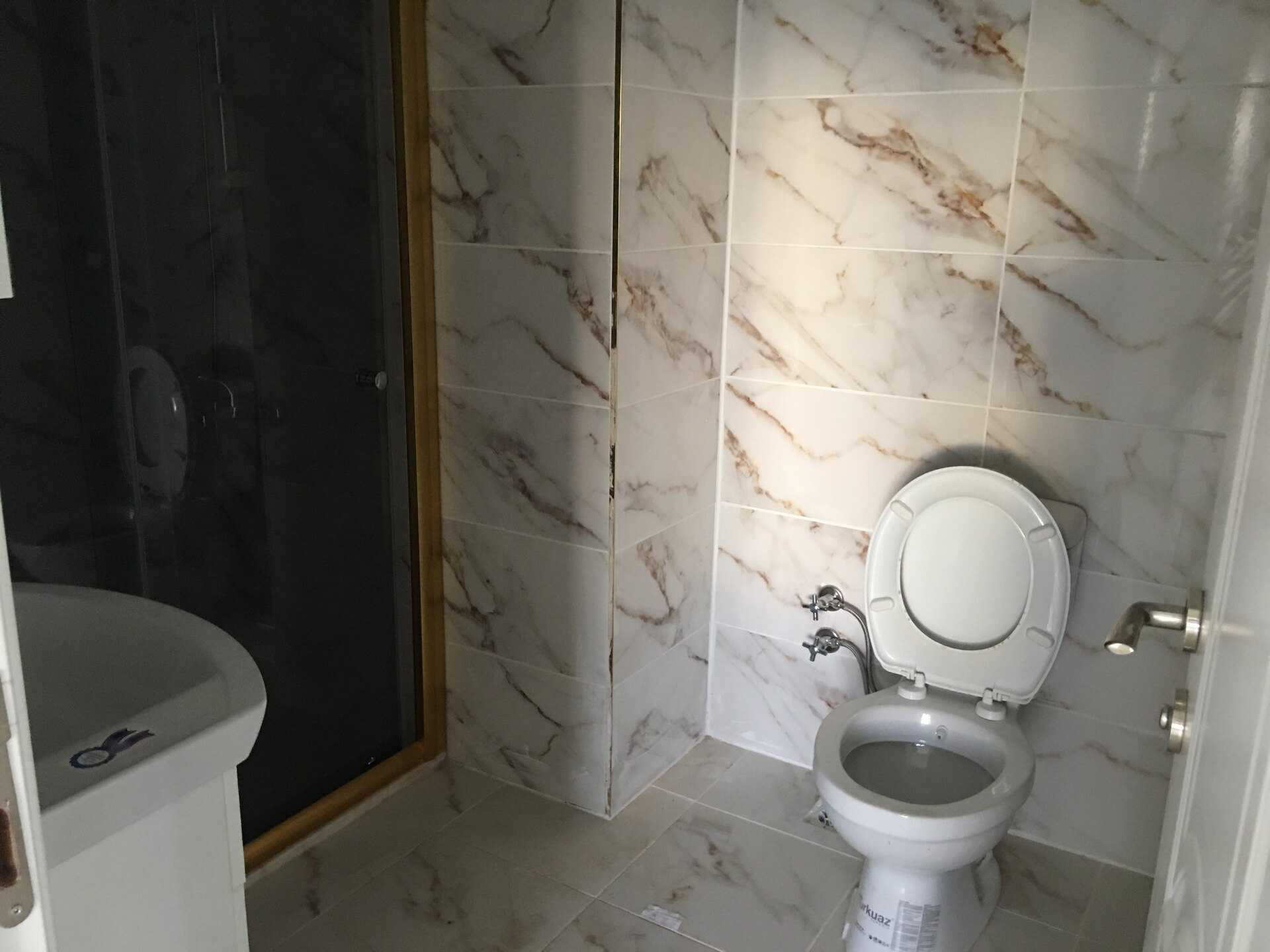 Arpaçbahşiş’te Yaz Kış Kullanıma Uygun 3+1 Satılık Ev