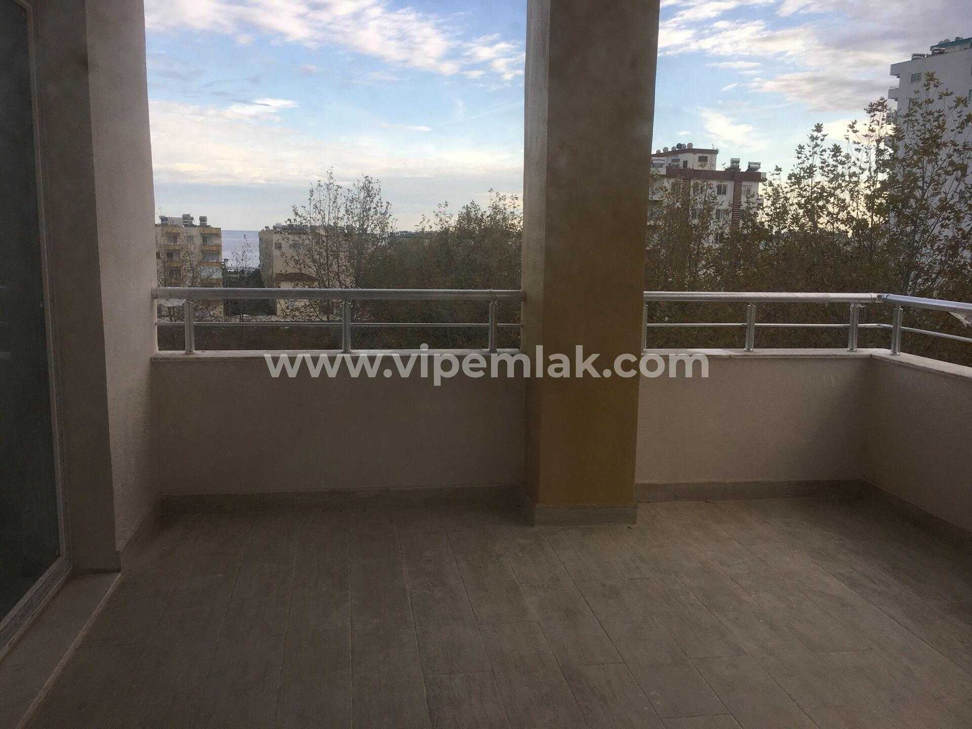 Arpaçbahşiş’te Yaz Kış Kullanıma Uygun 3+1 Satılık Ev