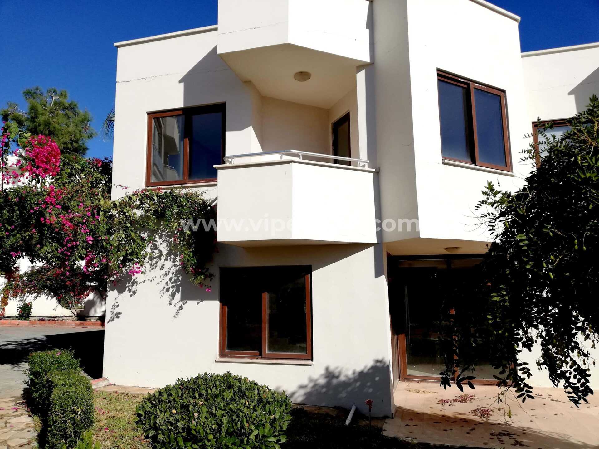 ALTINPORTAKAL SITESI ULTRALUKS DUBLEKS 3+1 VILLA