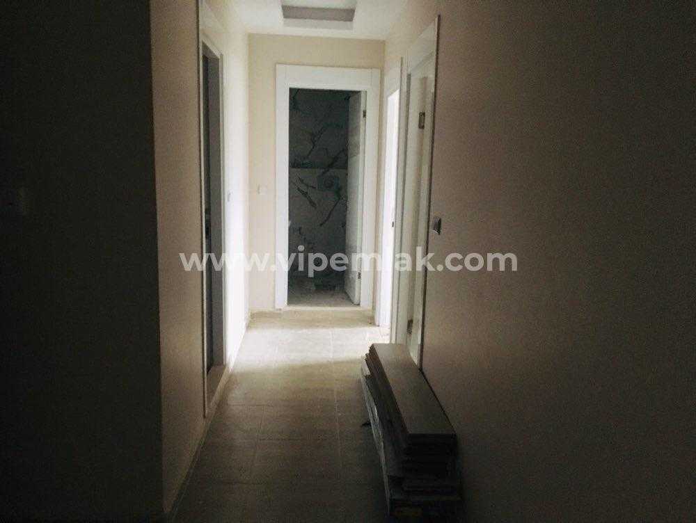 Erdemli Alata Mahallesinde Yüksek Giriş Kelepir Satılık Daire