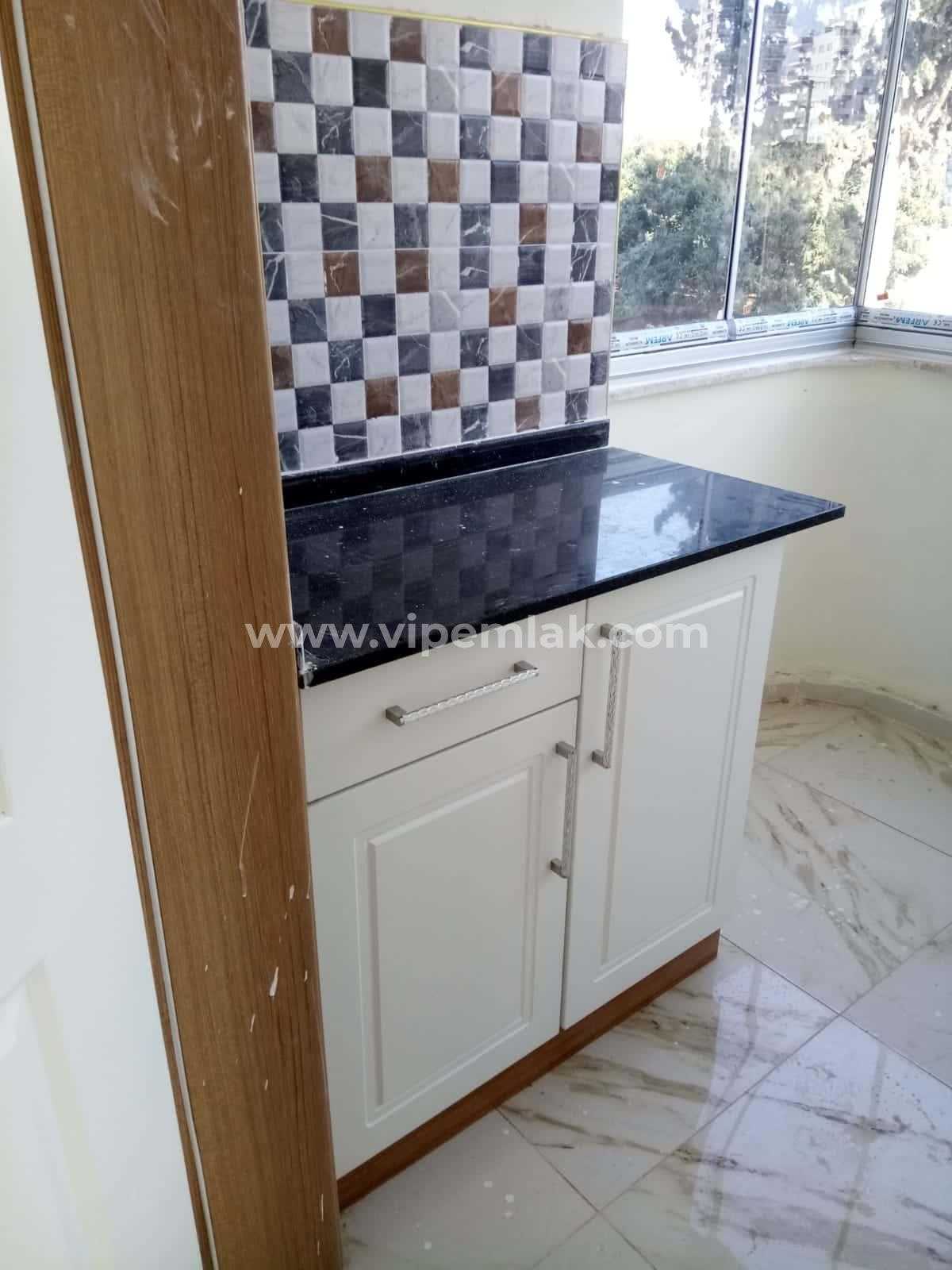 ERDEMLİ YENİ HASTANE CİVARINDA SATILIK LÜX DAİRE