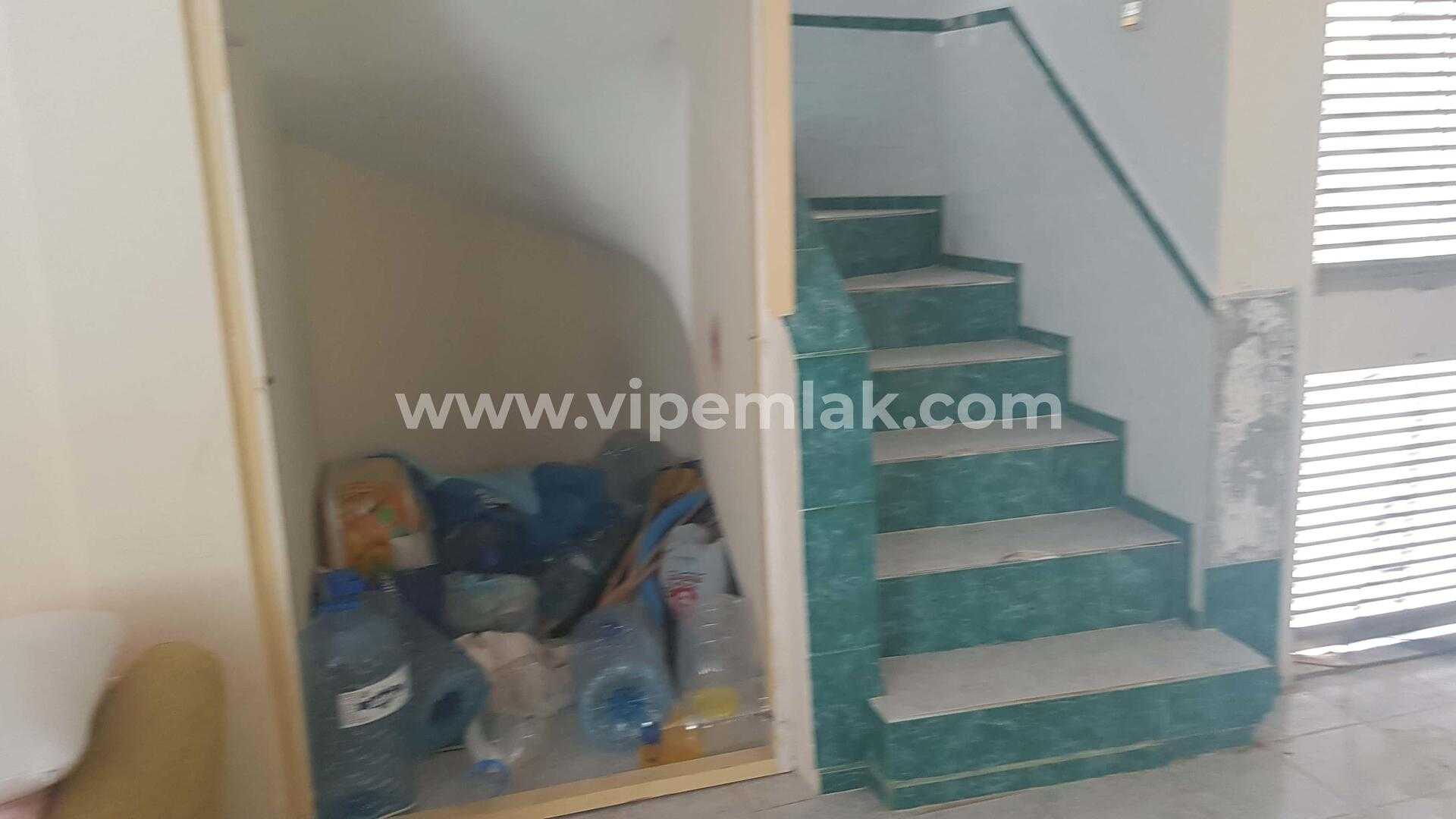 Mersin erdemli Arpaçbahşiş Satılık villa 3+1 denize 50metre
