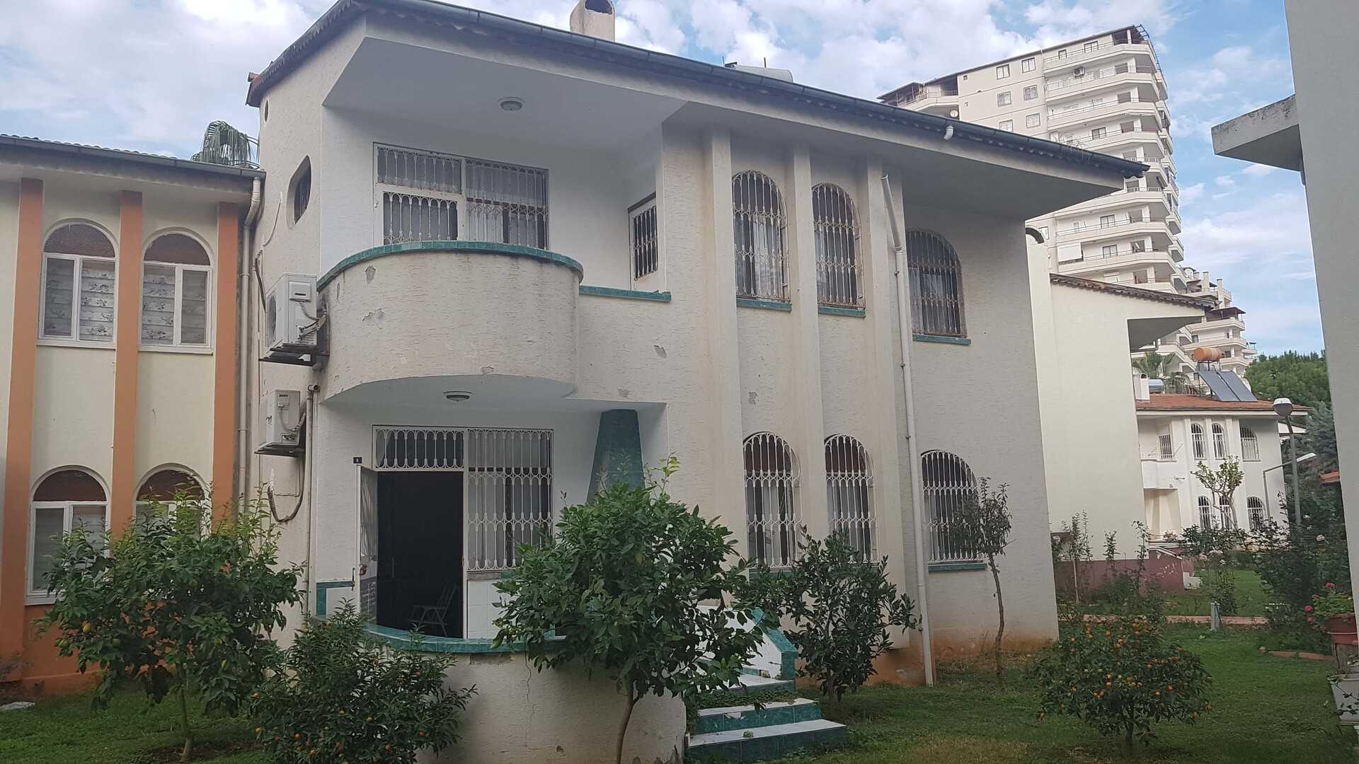 Mersin erdemli Arpaçbahşiş Satılık villa 3+1 denize 50metre