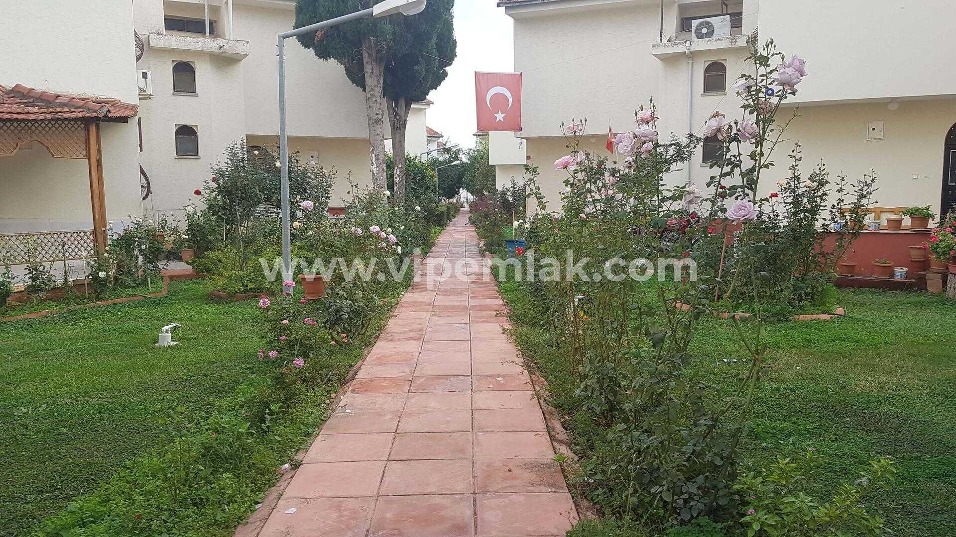 Mersin erdemli Arpaçbahşiş Satılık villa 3+1 denize 50metre