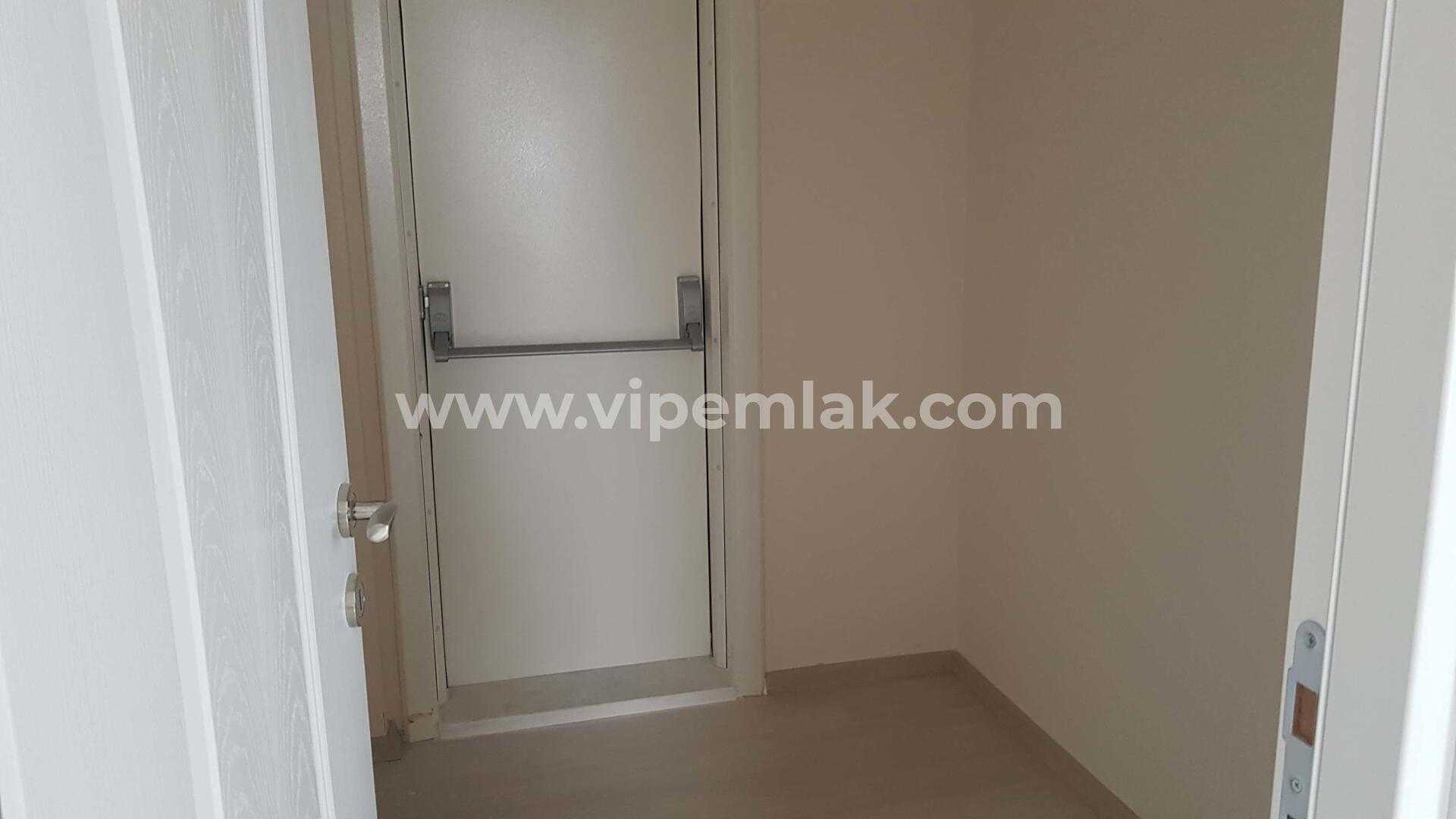 Alata mahallesinde oğlak kaya inşaat ta oturuma hazır 3+1 daire