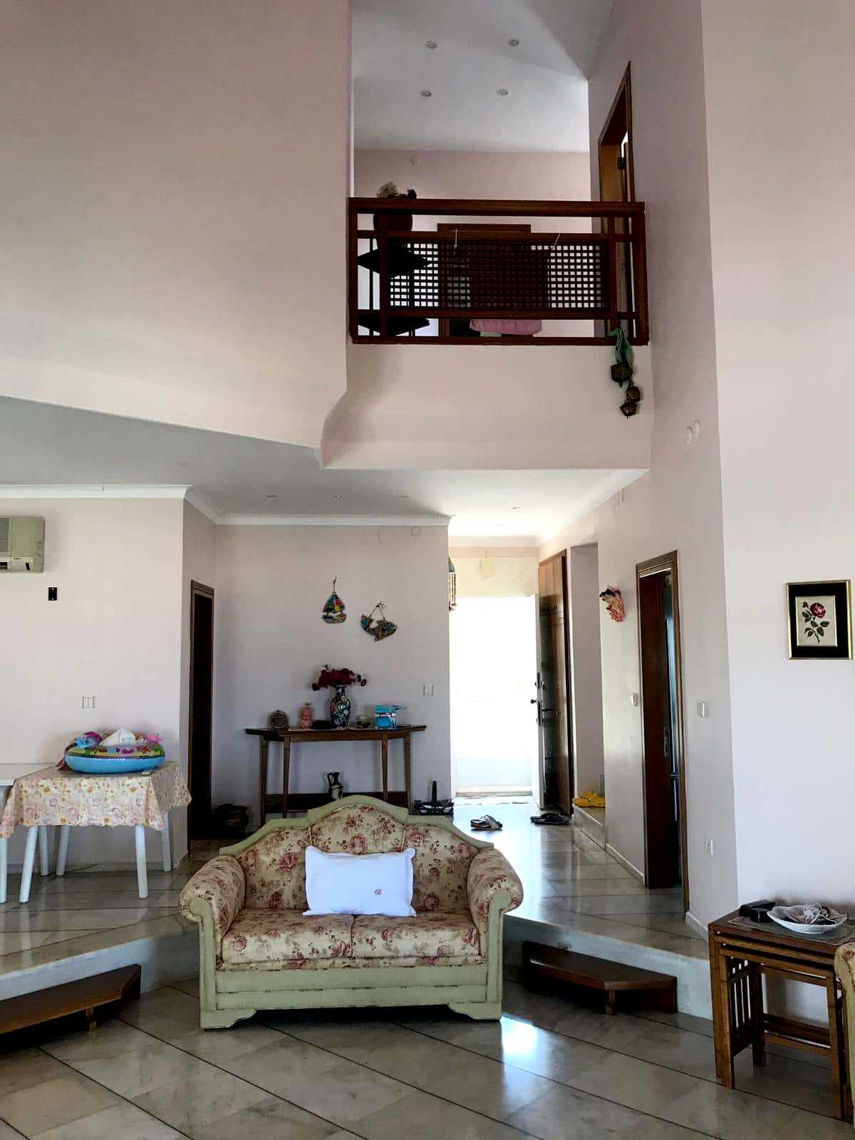 MERSİN ALTINPORTAKAL SİTESİNDE DENİZE SIFIR 4+1 EŞYALI SATILIK VİLLA