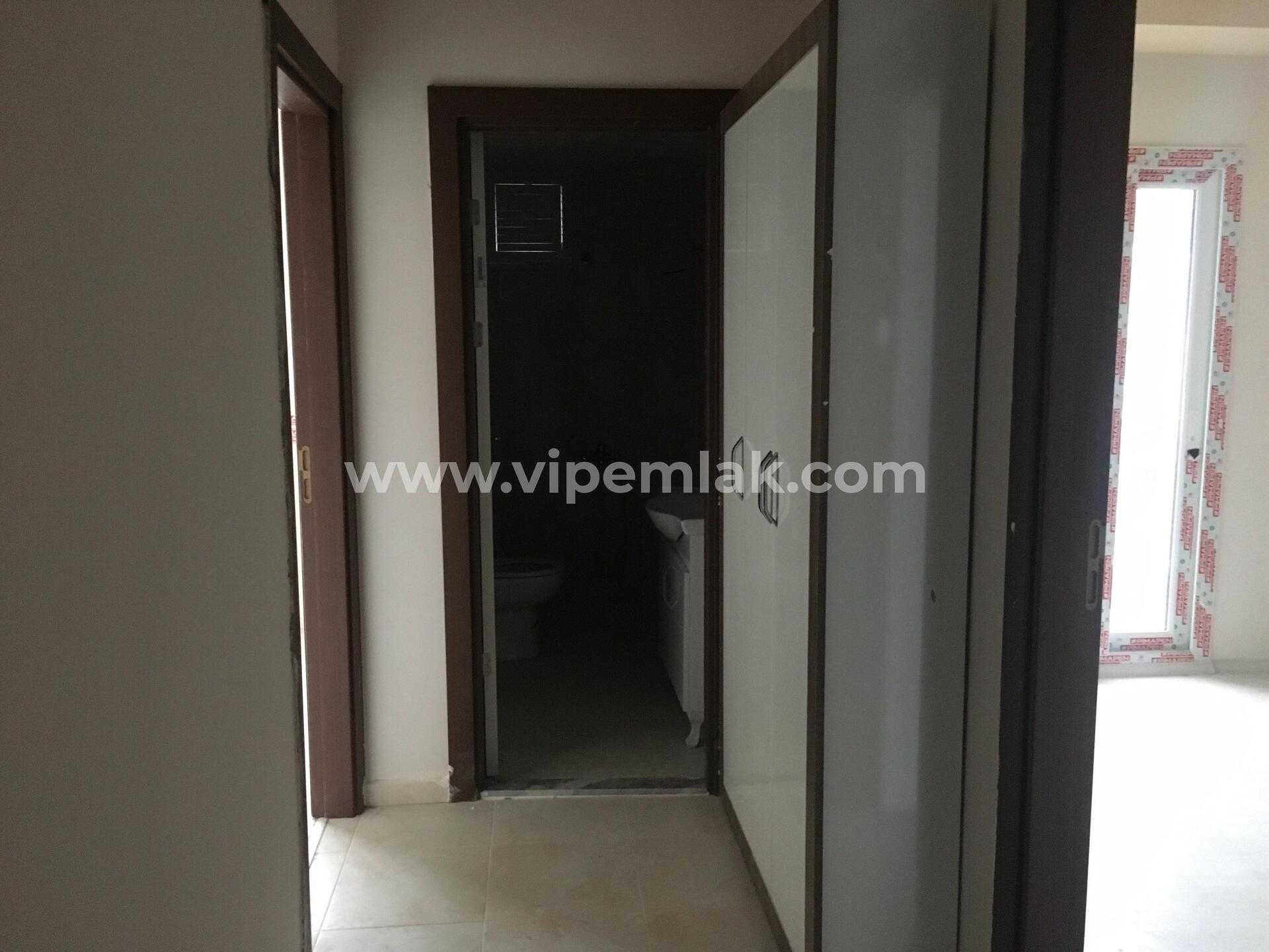 ERDEMLİ SAHİLE YAKIN KAÇIRILMAYACAK FIRSATTA SATILIK DAİRE