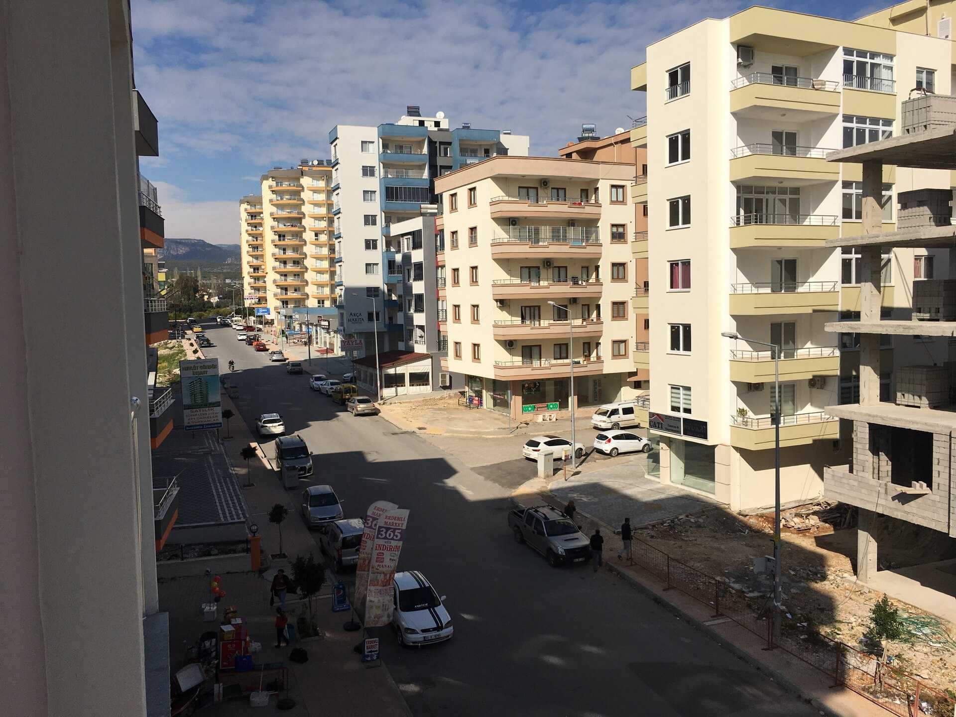 ERDEMLİ TAPU CADDESİNDE SATILIK DAİRE