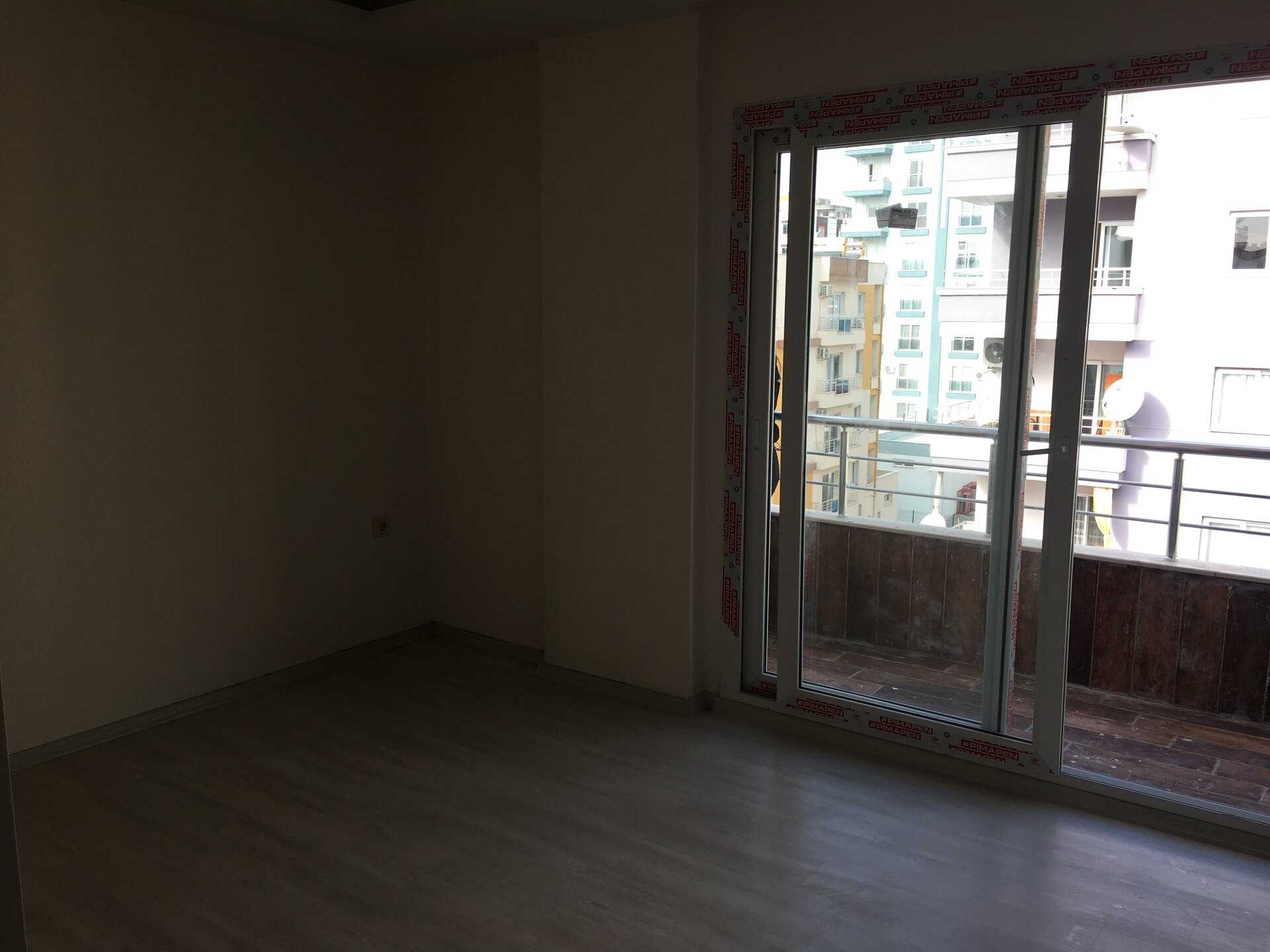 ERDEMLİ TAPU CADDESİNDE YÜKSEK KAT SATILIK 3+1 DAİRE