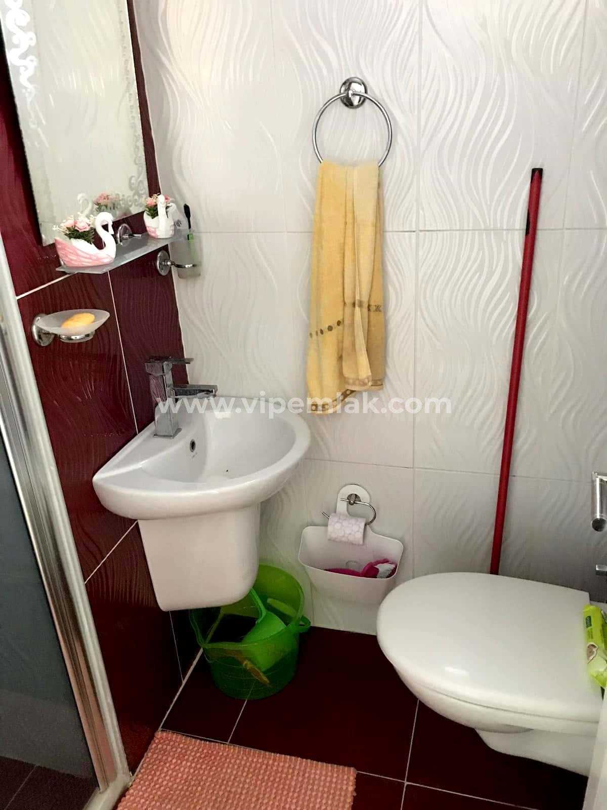 HFT 3 SİTESİNDE KARGIPINARINDA SATILIK 2+1 YAZLIK DAİRE