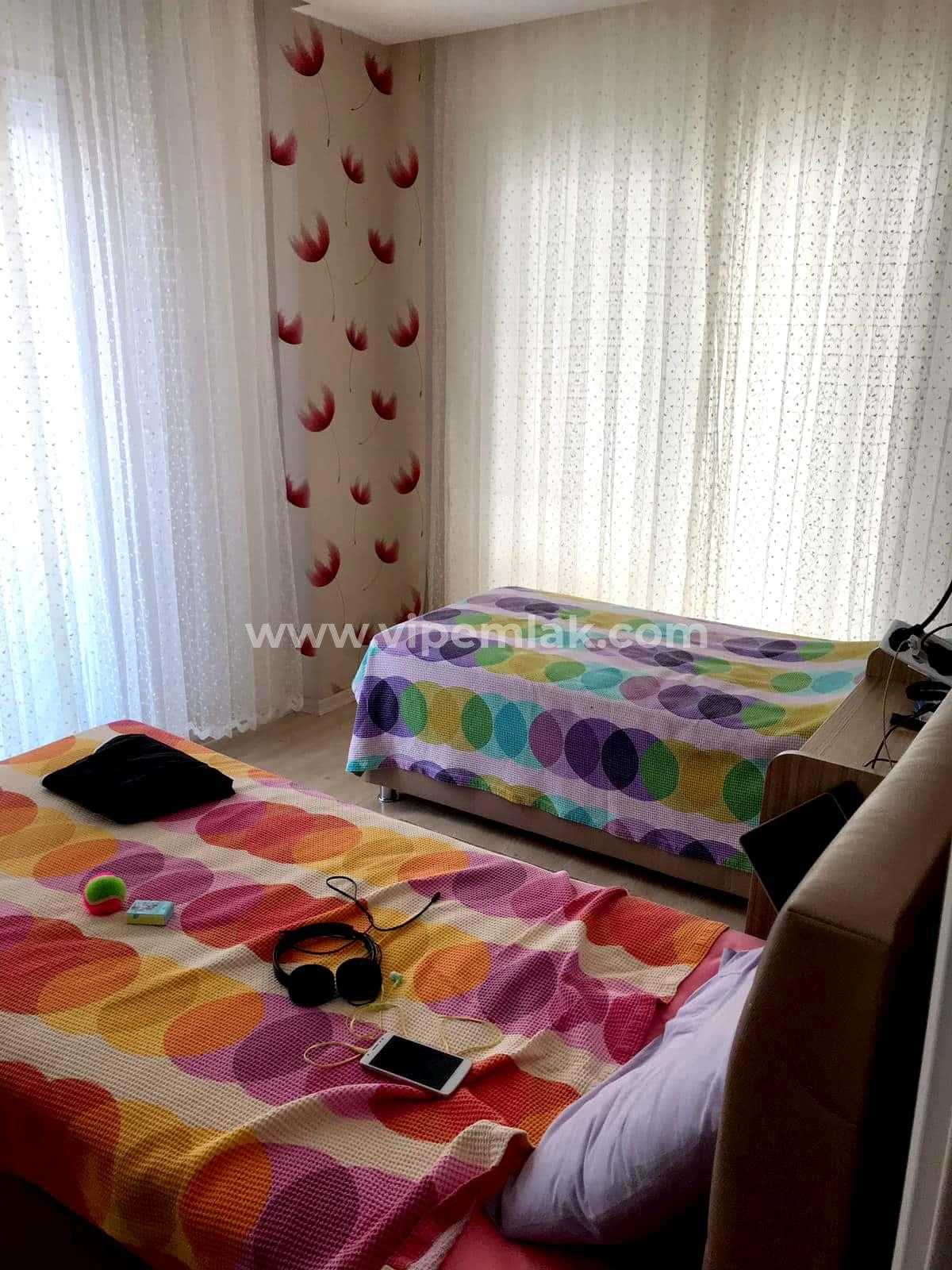 HFT 3 SİTESİNDE KARGIPINARINDA SATILIK 2+1 YAZLIK DAİRE