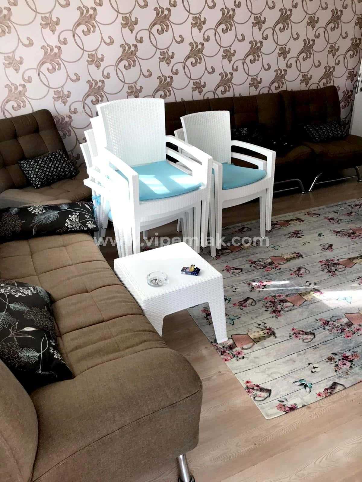 HFT 3 SİTESİNDE KARGIPINARINDA SATILIK 2+1 YAZLIK DAİRE