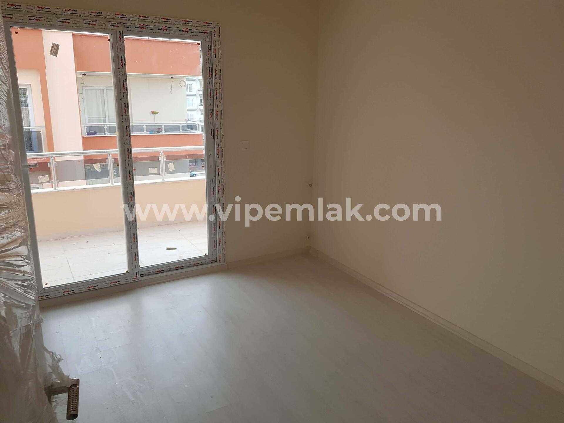Erdemli Alata Mahallesinde Satılık Daire 2+1