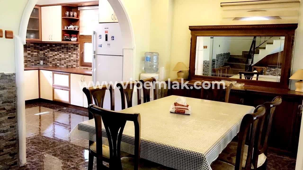 SÖRF SİTESİ EŞYALI FULL YAPILI 5+1 SATILIK TRİPLEX