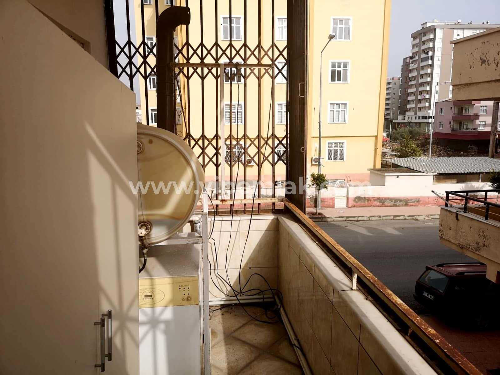anadolu lisesi civarı 140m2 masrafsız satılık 2+1 daire