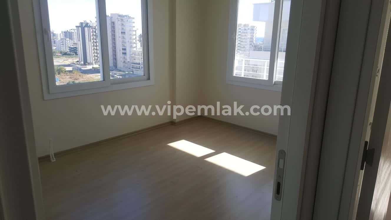 ERDEMLİ YILDIZ SİTESİNDE SATILIK UYGUN FİYATLI DAİRE