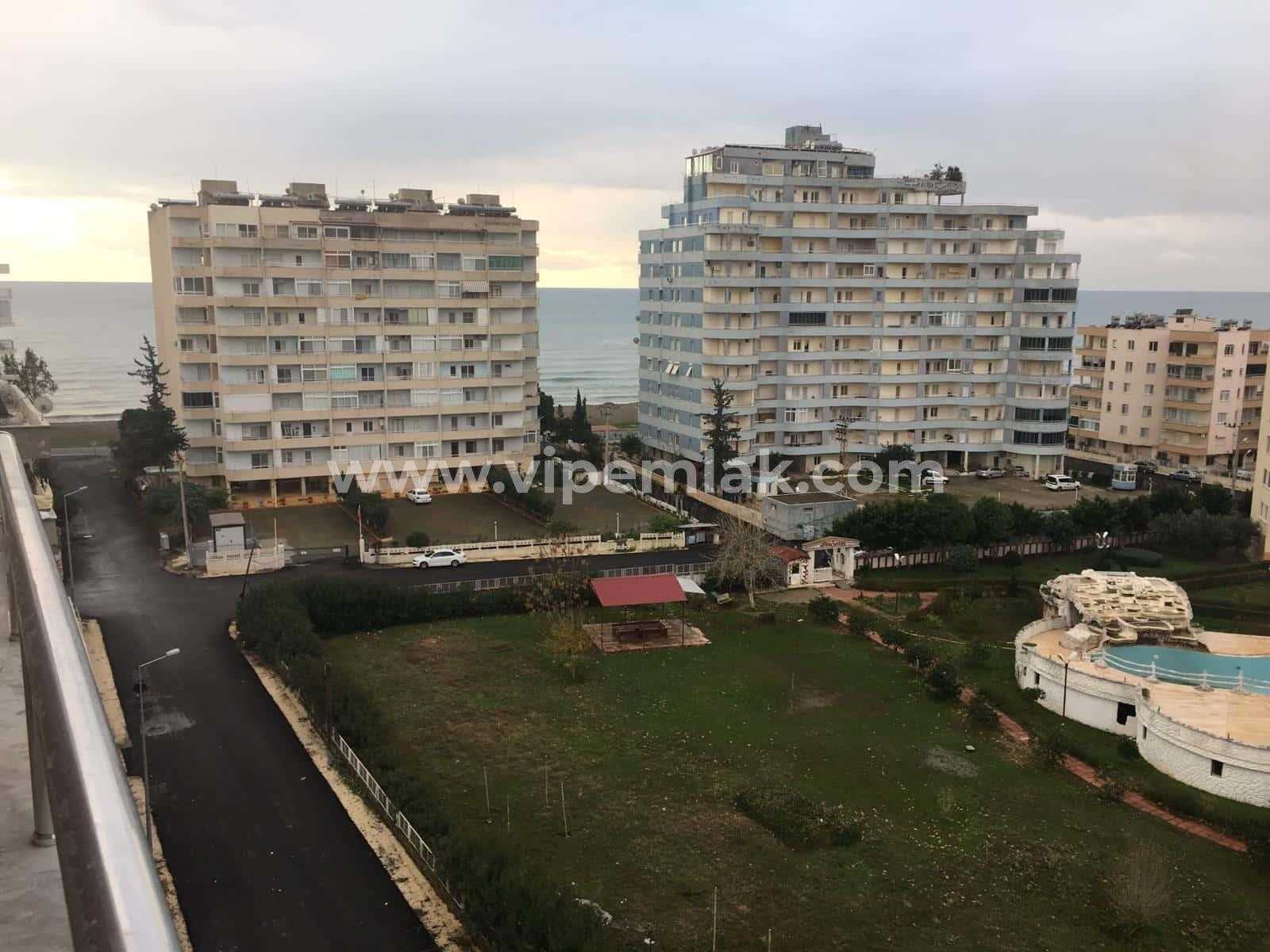 MERSİN TÖMÜK AURO RESORT DENİZE YAKIN SATILIK YAZLIK 1+1 DAİRE