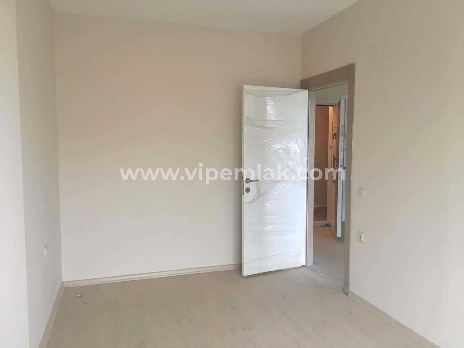MERSİN TÖMÜK AURO RESORT DENİZE YAKIN SATILIK YAZLIK 1+1 DAİRE