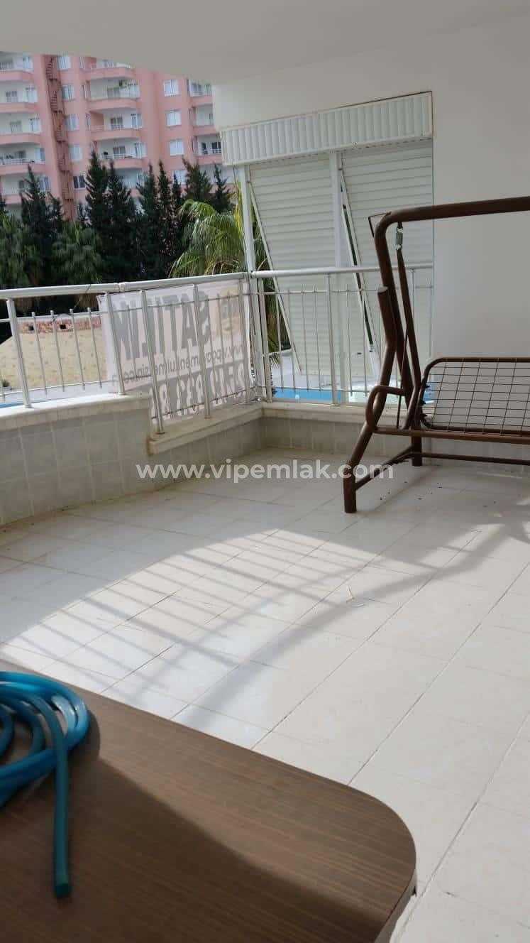 TÖMÜK ZİYAAERDEN TATİL SİTESİNDE SATILIK YAZLIK DAİRE