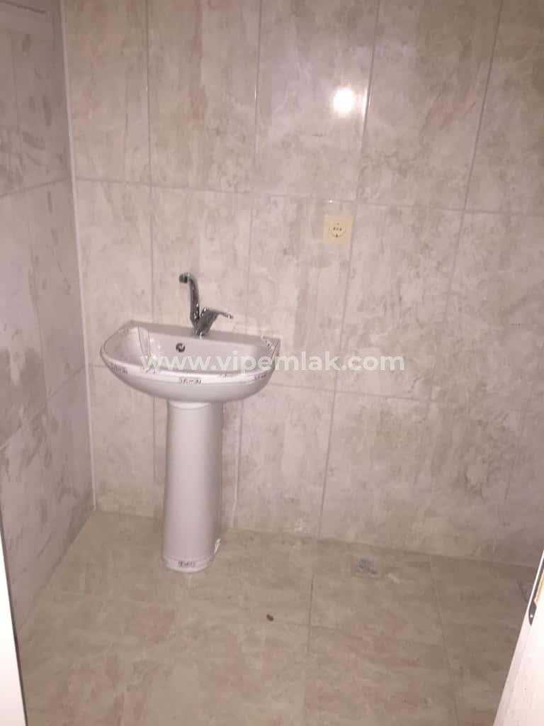ALATA MAHALLESİNDE ACİL SATILIK KELEPİR FİYATTA SATILIK DAİRE