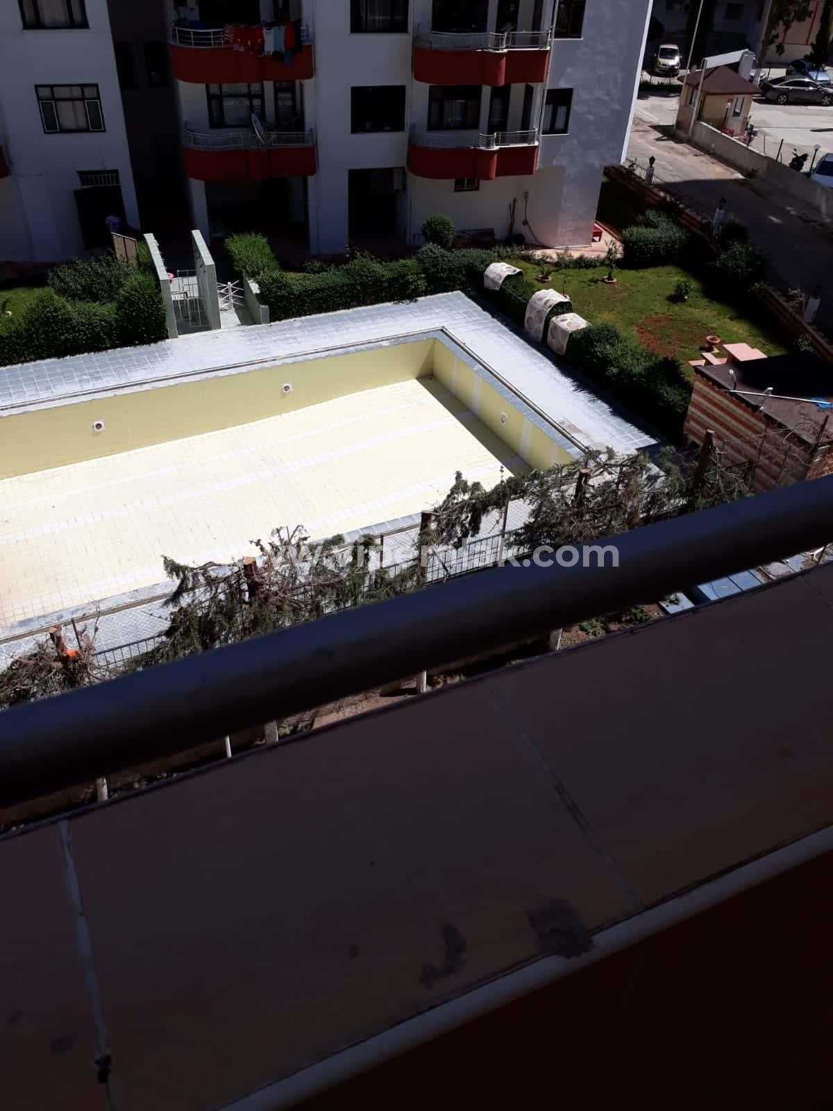 ARPAÇBAHŞİŞ’TE DENİZ MANZARALI EŞYALI SATILIK YAZLIK