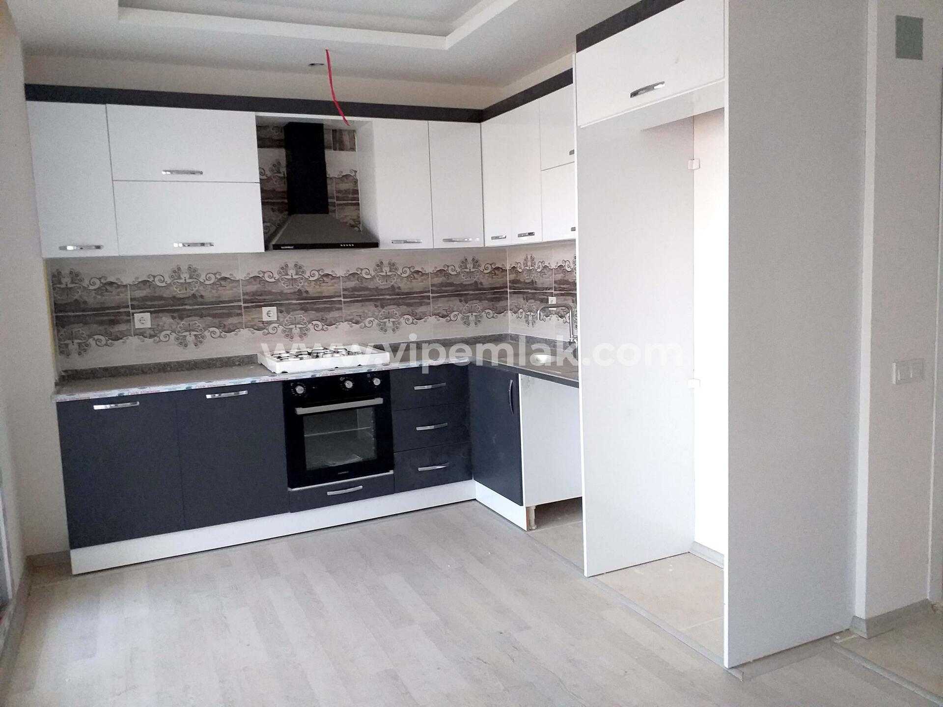 MERSİN GÖZDE TATİL BÖLGESİ ARPAÇBAHŞİŞ’TE SATILIK YAZLIK DAİRE