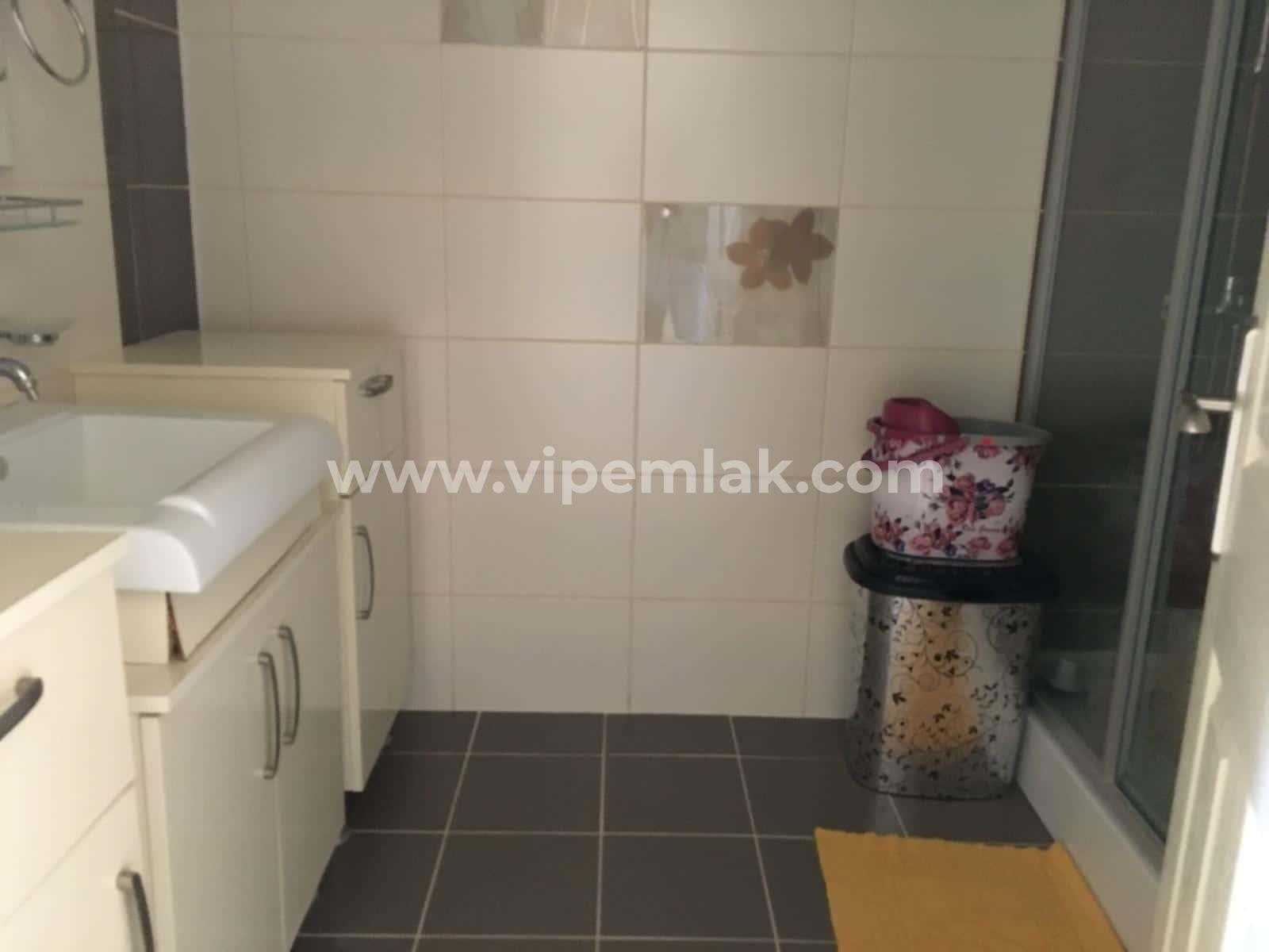 MERSİN QUEENABA SİTESİNDE SATILIK SÜPER LÜKS YAZLIK DAİRE