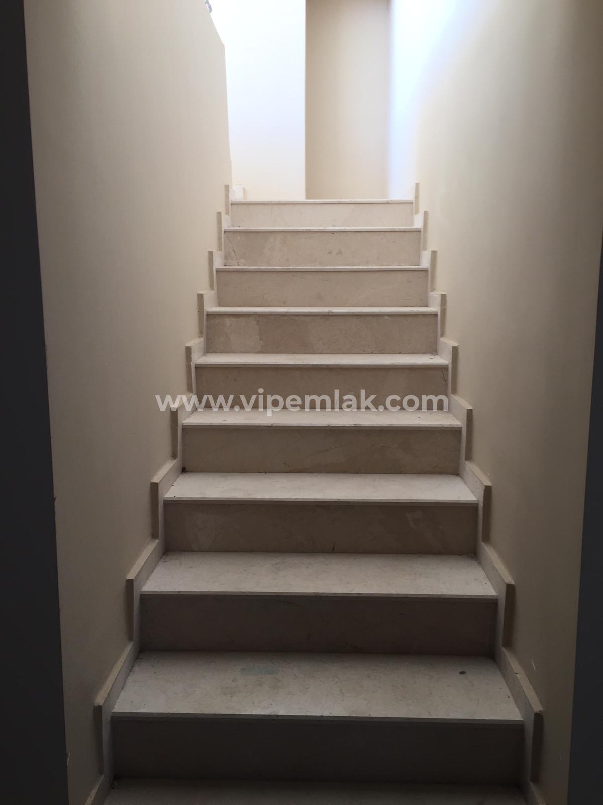 KLİKYA TATİL SİTESİNDE 5+1 DUBLEX