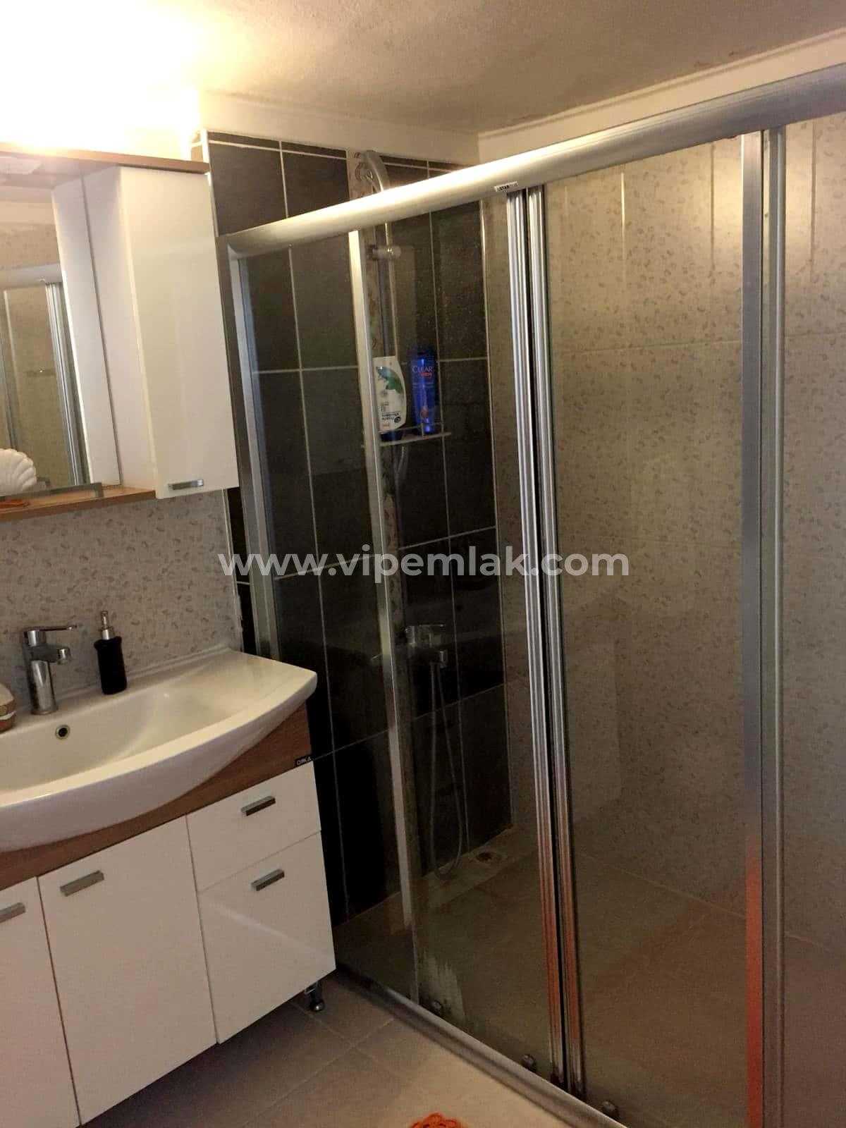 KUMKUYU ÖZEL DİZAYN SİTE İÇİ 3+1 185 M2 SATILIK DAİRE