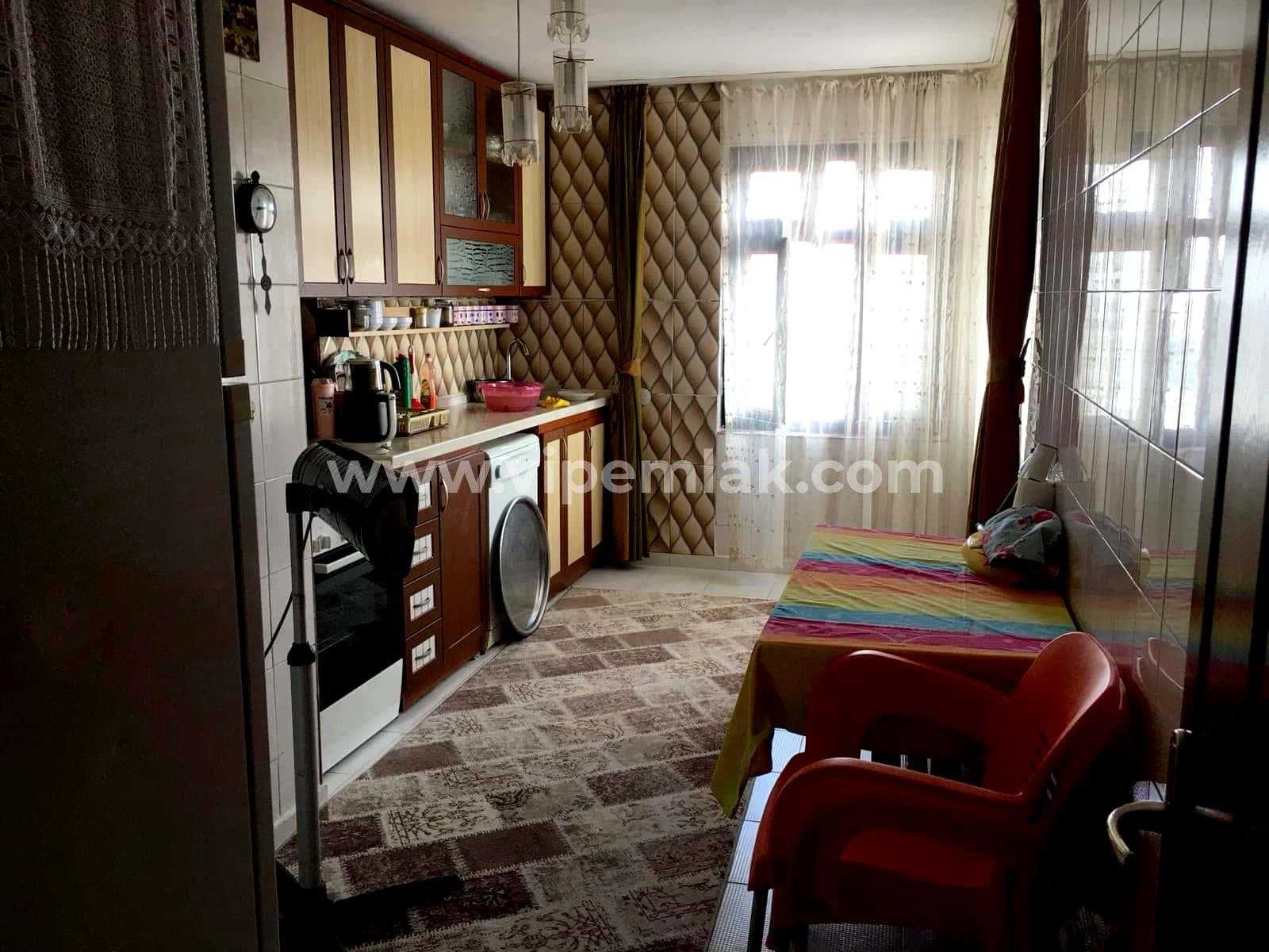 MERSİN TÖMÜKTE DENİZ MANZARALI SEYRANBAĞLARI SİTESİNDE SATILIK 3+1 YAZLIK DAİRE
