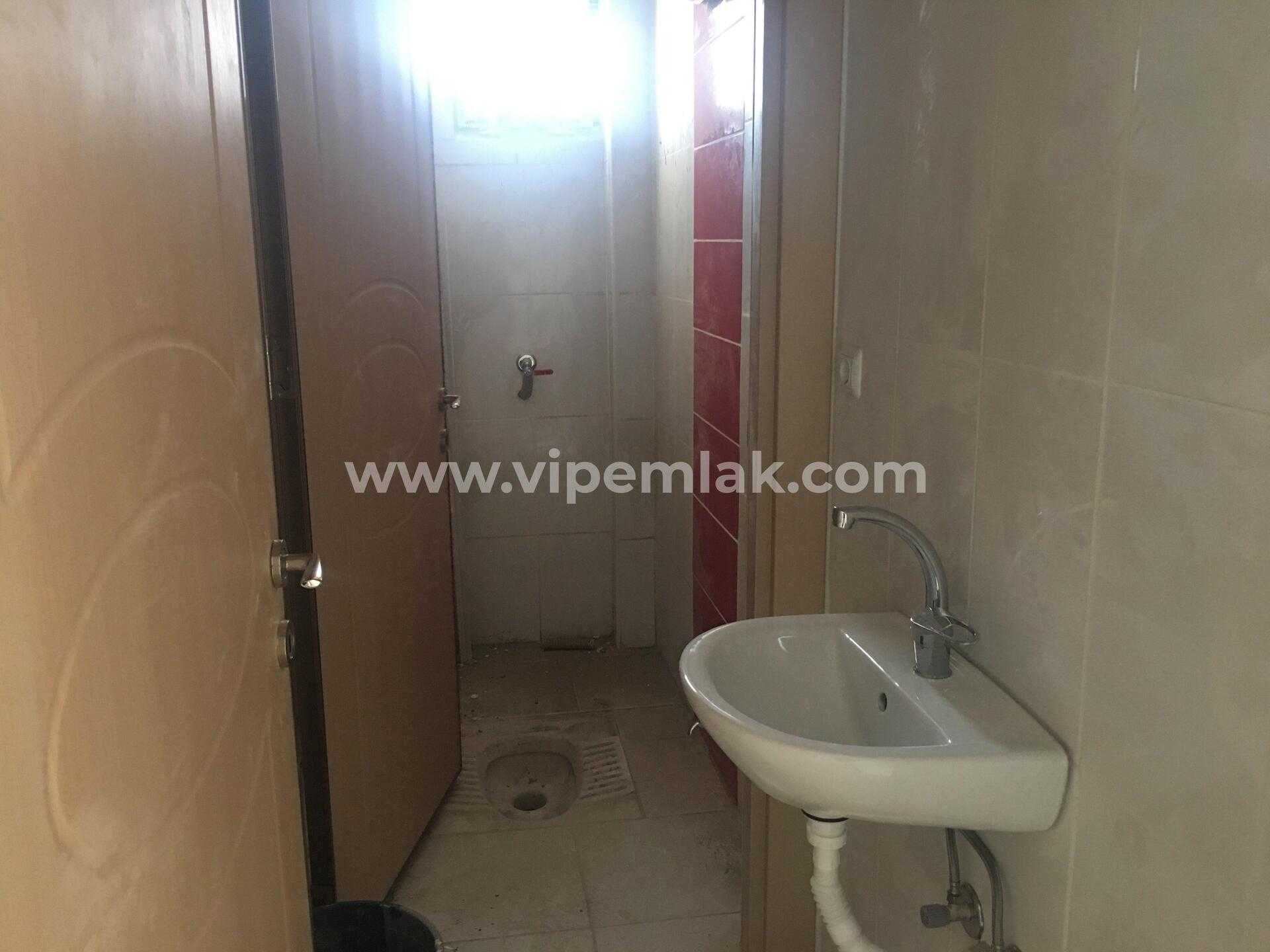 MERSİN ERDEMLİ ANA YOL KENARINDA KİRALIK SIFIR DAİRE