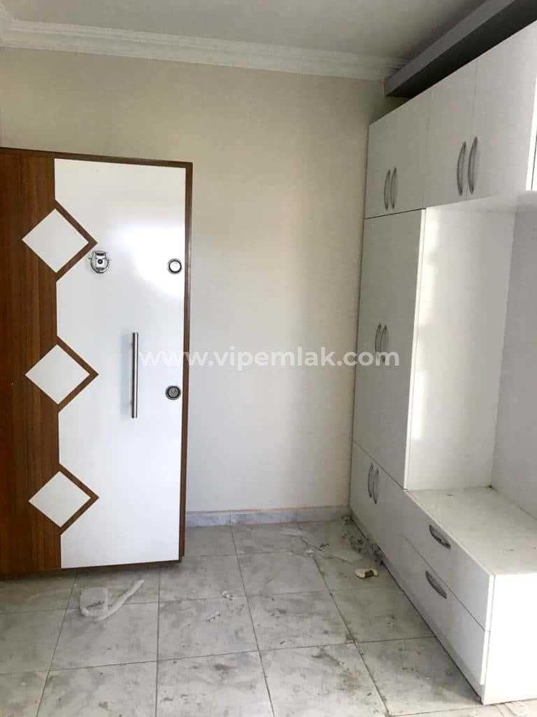 Erdemli Koyuncu’da Bağımsız Mutfak 2+1 Satılık Daire