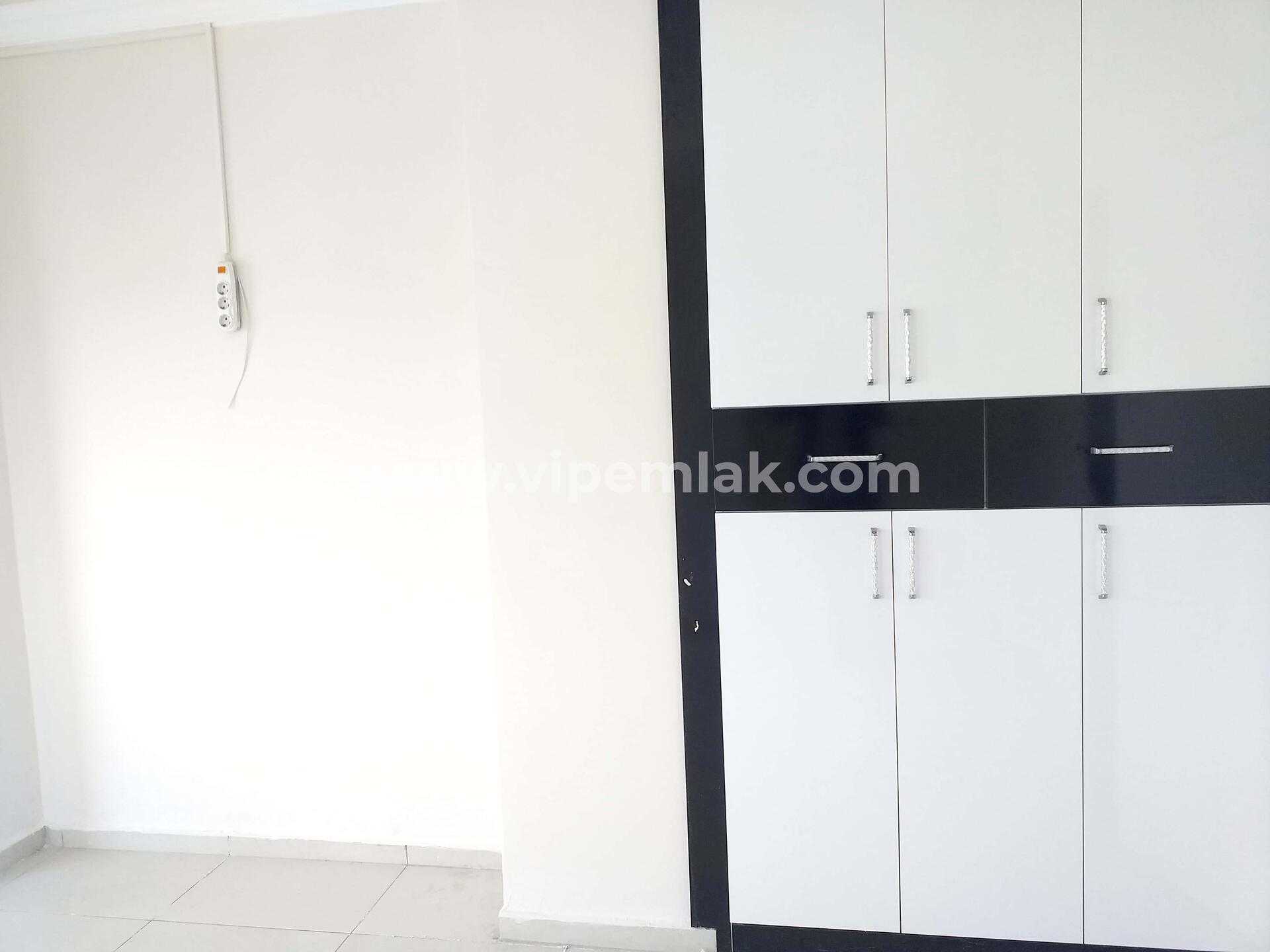 hastane cad annem evleri 300m2 3+1 satılık daire