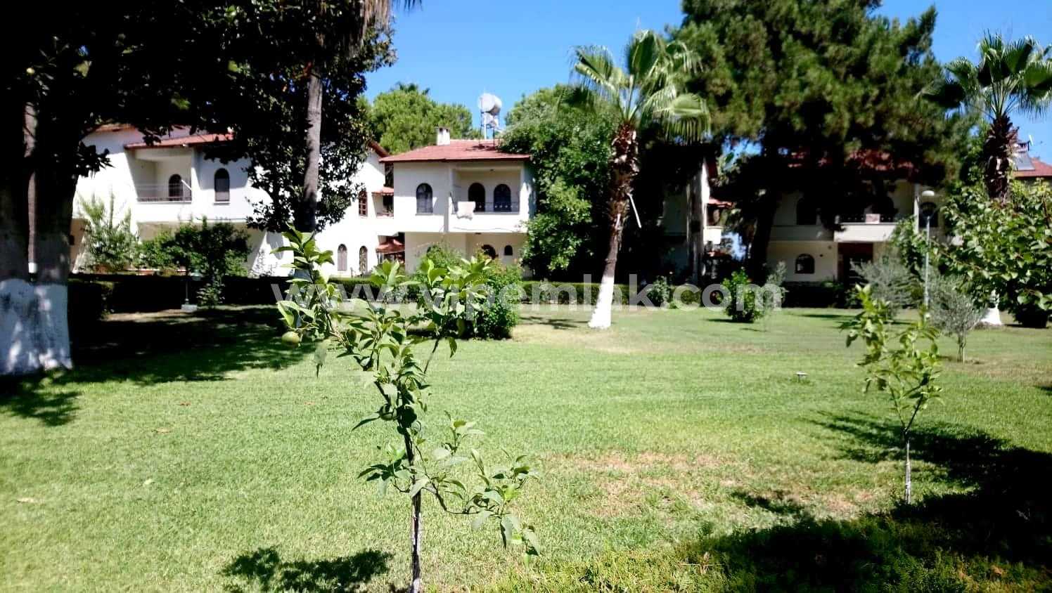 KARGIPINARI SÖRF SİTESİNDE 4+1 SATILIK KELEPİR VİLLA