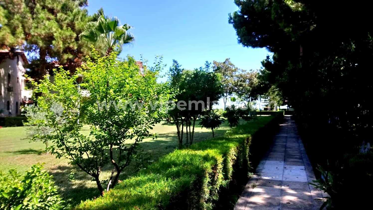 KARGIPINARI SÖRF SİTESİNDE 4+1 SATILIK KELEPİR VİLLA